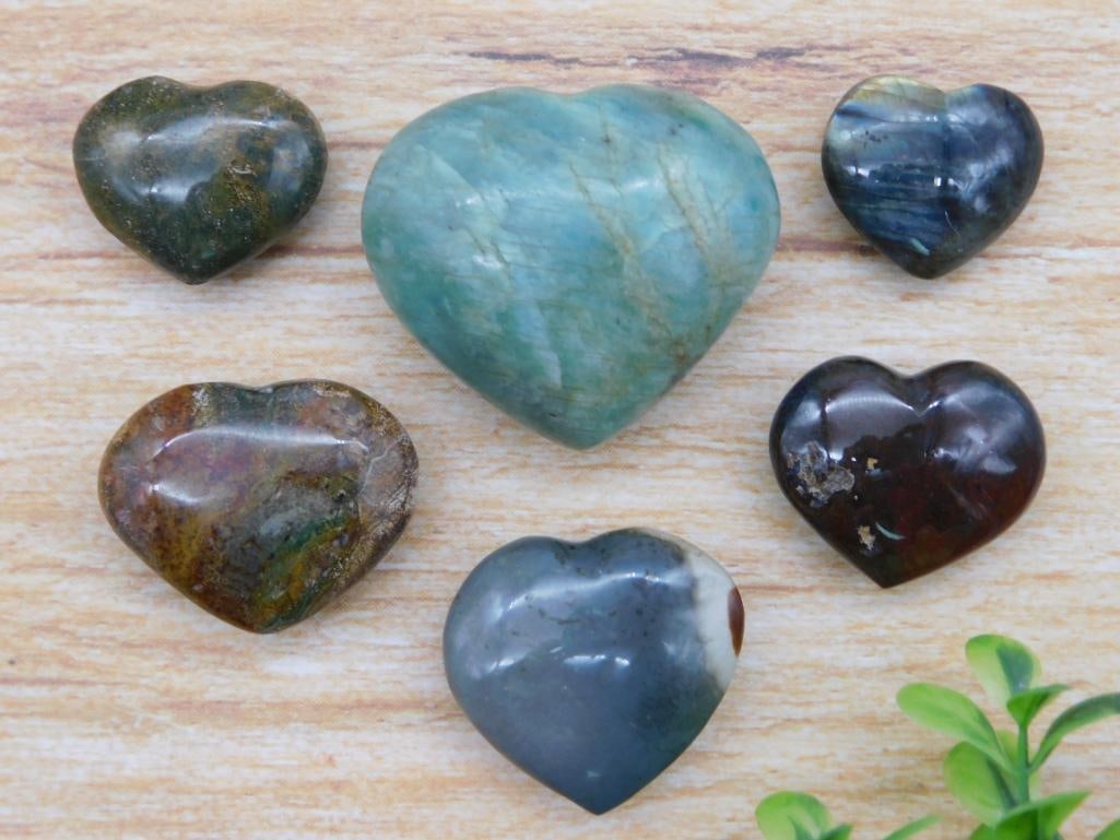 STONE HEARTS ROCK STONE LAPIDARY SPECIMEN: STONE HEARTS ROCK STONE LAPIDARY SPECIMEN