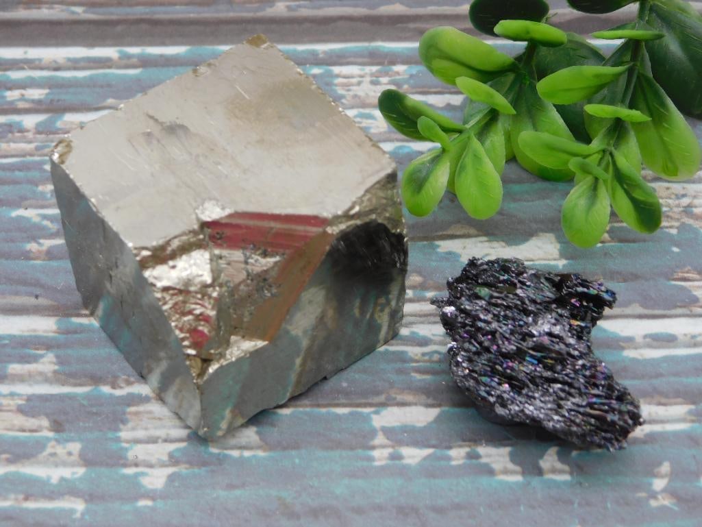 MIXED LOT ROCK STONE LAPIDARY SPECIMEN: MIXED LOT ROCK STONE LAPIDARY SPECIMEN