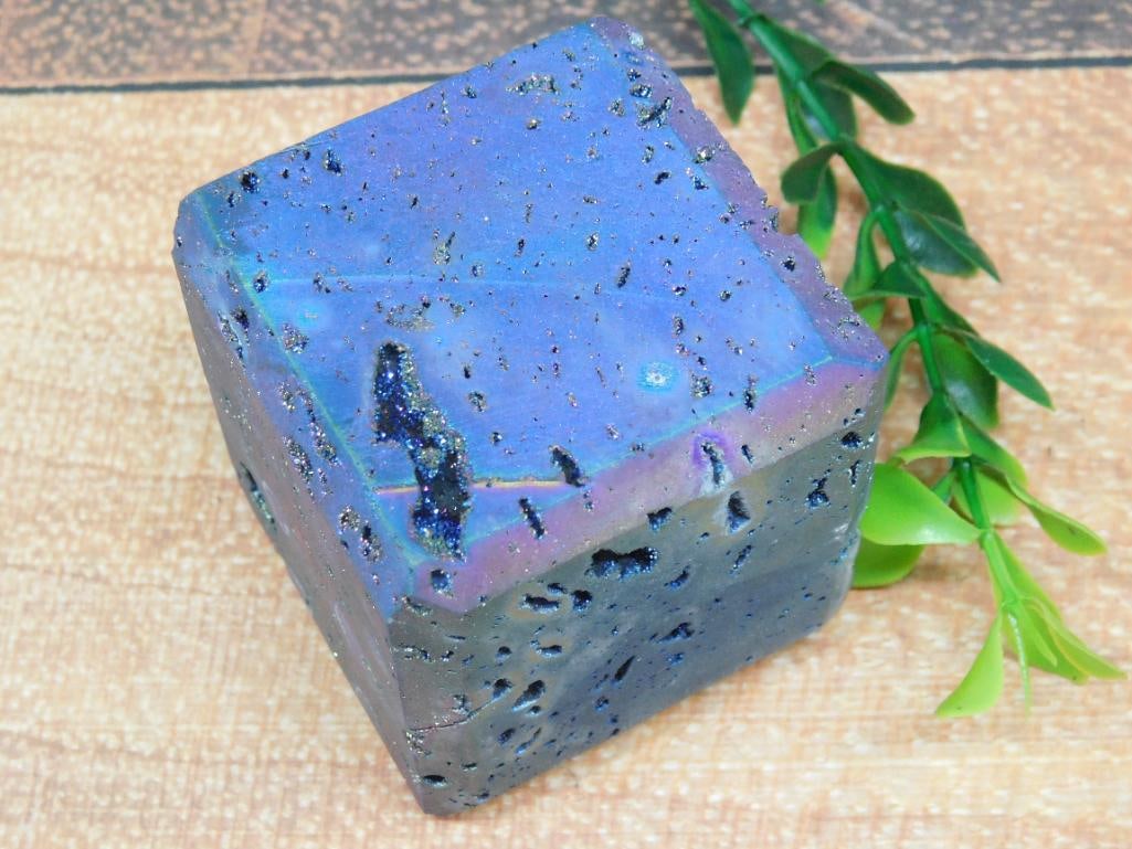 DRUZY TITANIUM CUBE ROCK STONE LAPIDARY SPECIMEN: DRUZY TITANIUM CUBE ROCK STONE LAPIDARY SPECIMEN