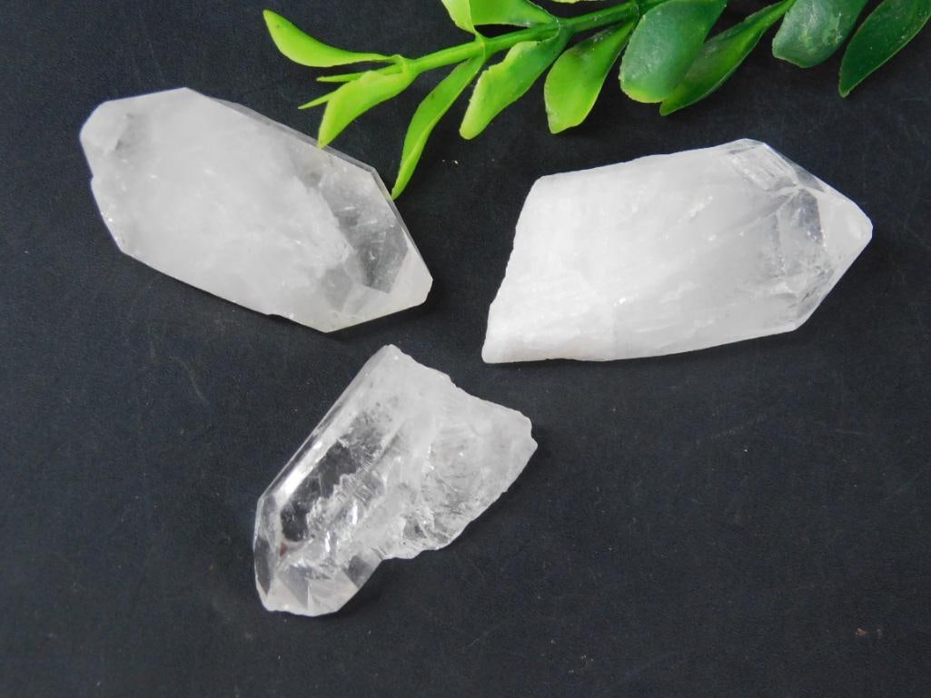 QUARTZ ROCK STONE LAPIDARY SPECIMEN: QUARTZ ROCK STONE LAPIDARY SPECIMEN