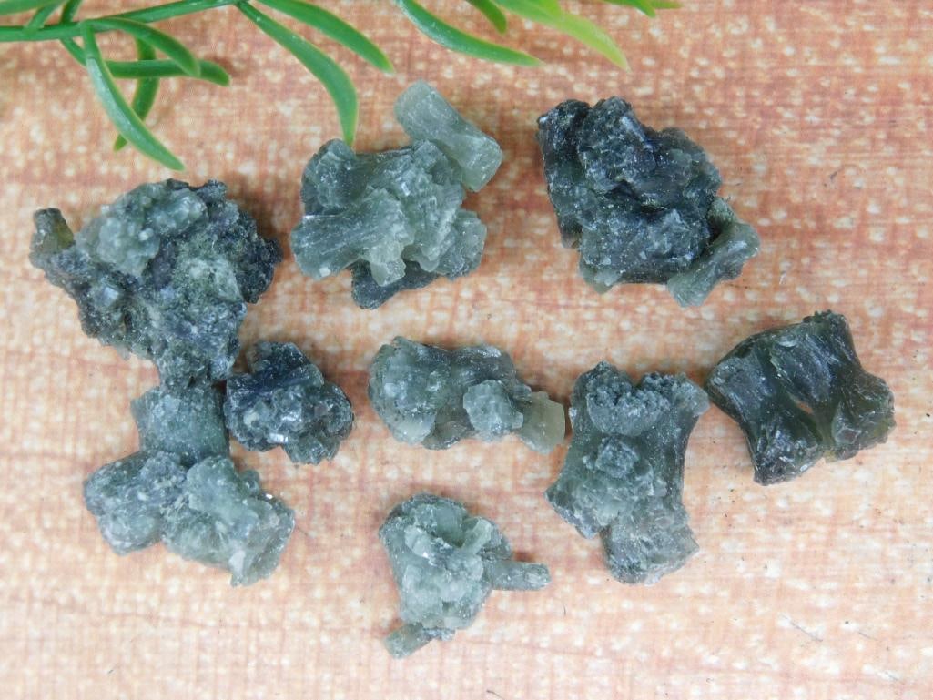 PREHNITE ROCK STONE LAPIDARY SPECIMEN: PREHNITE ROCK STONE LAPIDARY SPECIMEN