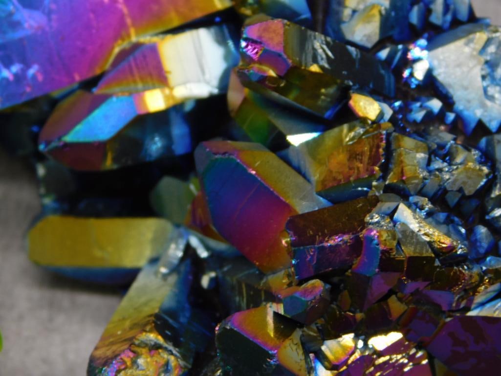 TITANIUM AMETHYST ROCK STONE LAPIDARY SPECIMEN - 2