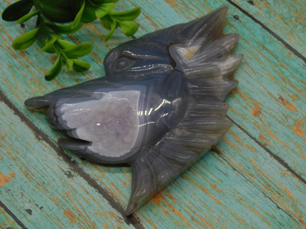 DRUZY AGATE WOLF STATUE ROCK STONE LAPIDARY SPECIMEN: DRUZY AGATE WOLF STATUE ROCK STONE LAPIDARY SPECIMEN