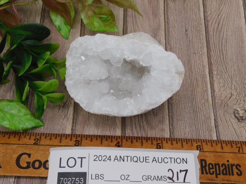 GEODE ROCK STONE LAPIDARY SPECIMEN - 4