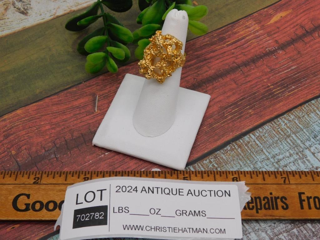 HAMMERED GOLD TONE RING - 5