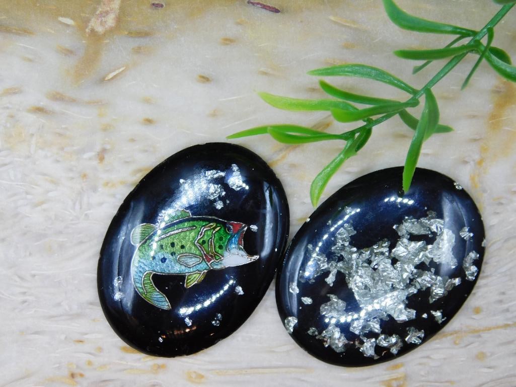 SILVER FLECKED CABOCHONS ROCK STONE LAPIDARY SPECIMEN: SILVER FLECKED CABOCHONS ROCK STONE LAPIDARY SPECIMEN