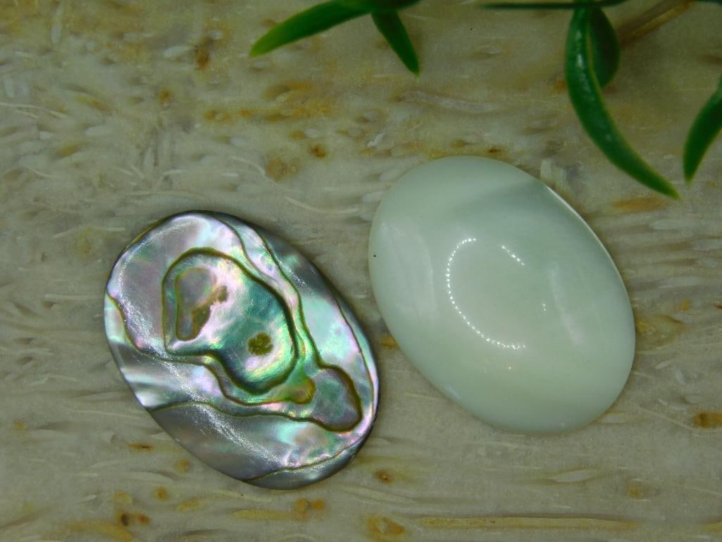 CABOCHONS ROCK STONE LAPIDARY SPECIMEN: CABOCHONS ROCK STONE LAPIDARY SPECIMEN