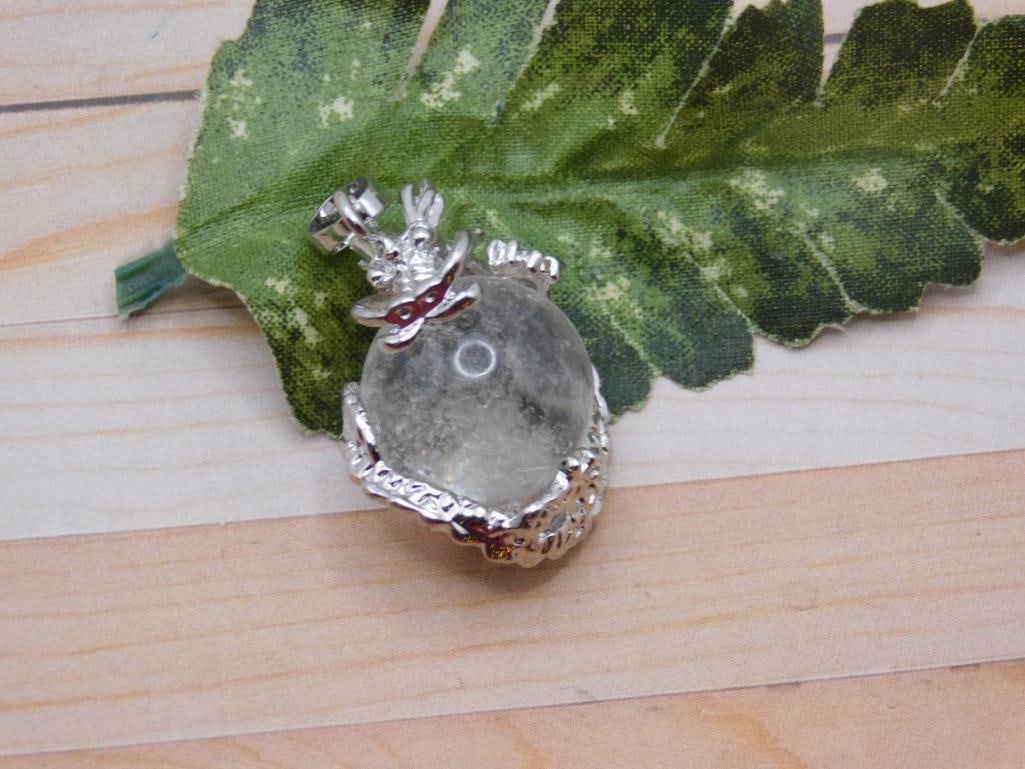 CLEAR QUARTZ DRAGON PENDANT ROCK STONE LAPIDARY SPECIMEN: CLEAR QUARTZ DRAGON PENDANT ROCK STONE LAPIDARY SPECIMEN