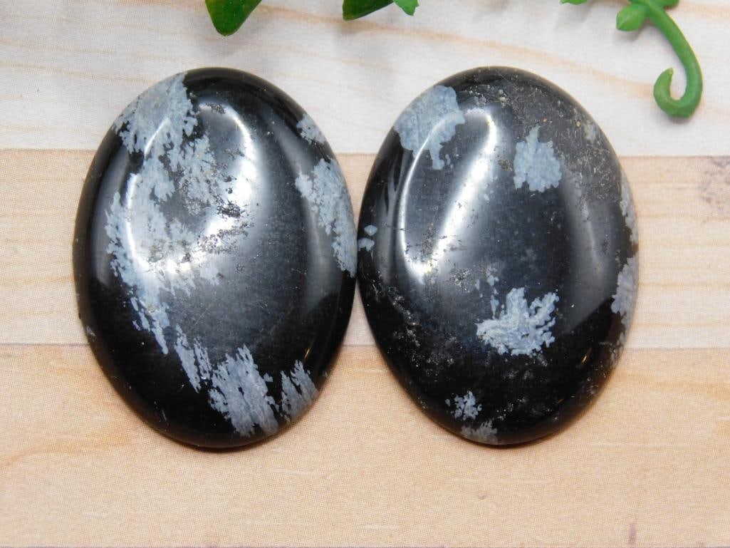 SNOWFLAKE OBSIDIAN CABOCHONS ROCK STONE LAPIDARY SPECIMEN: SNOWFLAKE OBSIDIAN CABOCHONS ROCK STONE LAPIDARY SPECIMEN