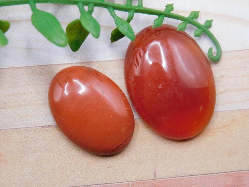 CARNELIAN CABOCHONS ROCK STONE LAPIDARY SPECIMEN: CARNELIAN CABOCHONS ROCK STONE LAPIDARY SPECIMEN