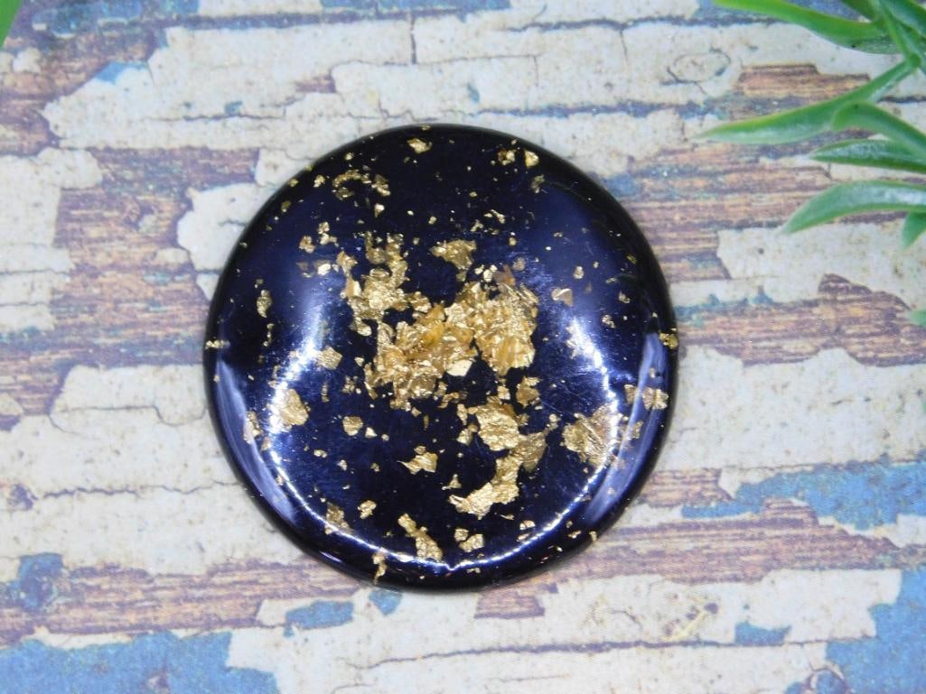 GOLD FLECKED CABOCHON ROCK STONE LAPIDARY SPECIMEN: GOLD FLECKED CABOCHON ROCK STONE LAPIDARY SPECIMEN