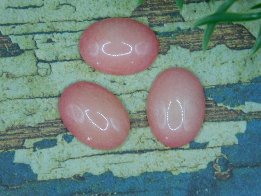 CABOCHONS ROCK STONE LAPIDARY SPECIMEN: CABOCHONS ROCK STONE LAPIDARY SPECIMEN