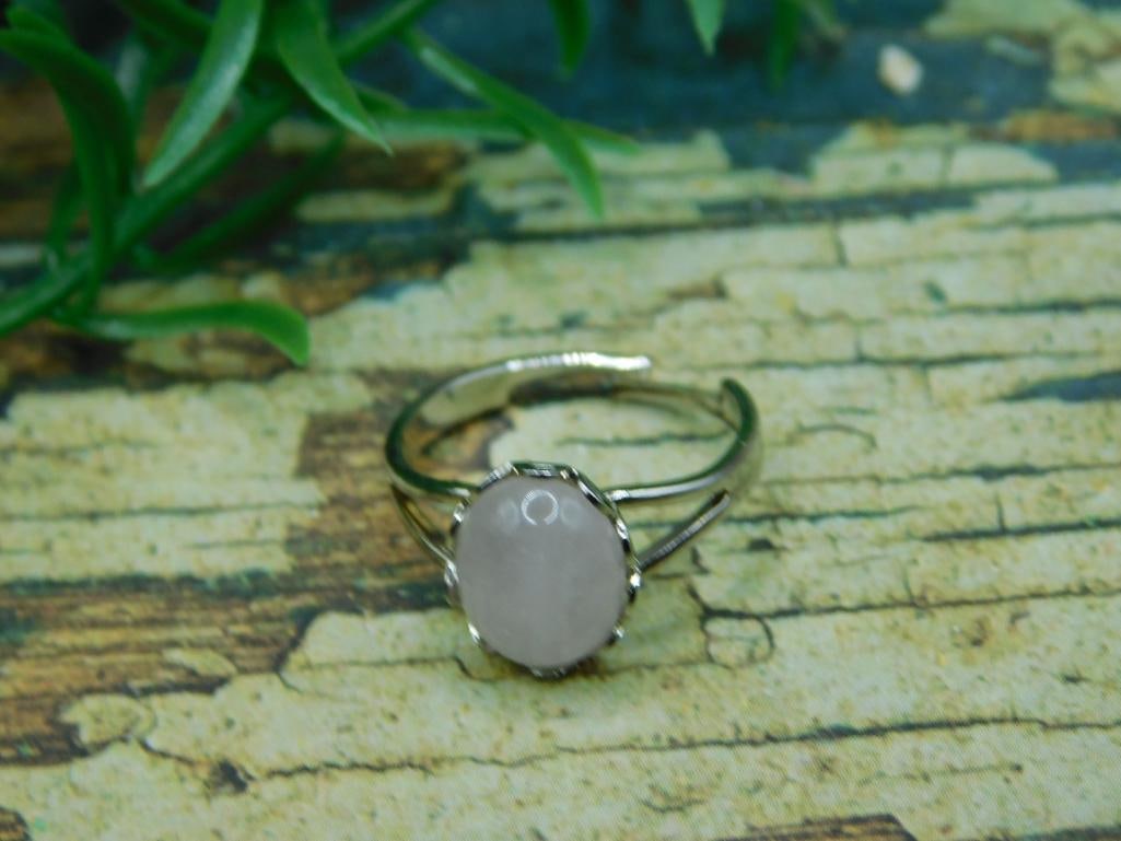 QUARTZ RING ROCK STONE LAPIDARY SPECIMEN: QUARTZ RING ROCK STONE LAPIDARY SPECIMEN