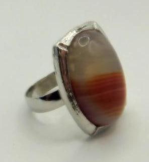 BANDED AGATE RING ROCK STONE LAPIDARY SPECIMEN: BANDED AGATE RING ROCK STONE LAPIDARY SPECIMEN