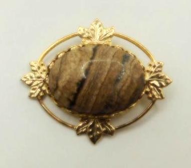 BANDED JASPER BROACH ROCK STONE LAPIDARY SPECIMEN: BANDED JASPER BROACH ROCK STONE LAPIDARY SPECIMEN