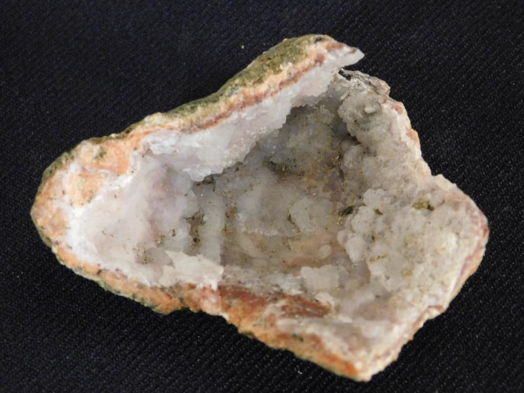 CAVE GEODE ROCK STONE LAPIDARY SPECIMEN: CAVE GEODE ROCK STONE LAPIDARY SPECIMEN