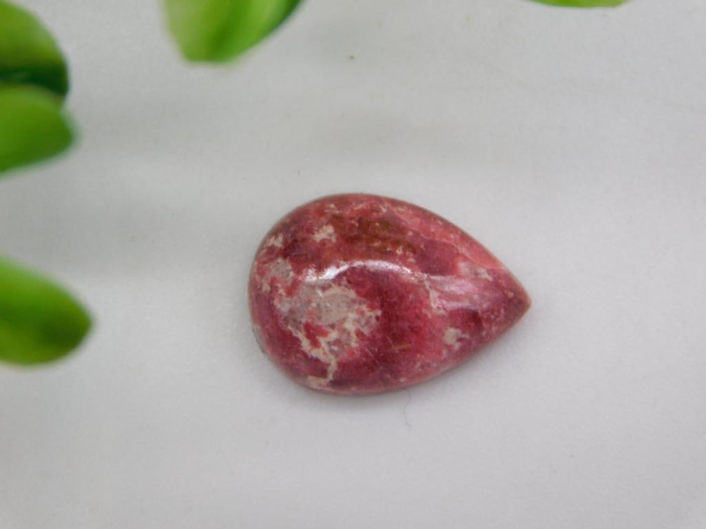 THULITE CABOCHON ROCK STONE LAPIDARY SPECIMEN: THULITE CABOCHON ROCK STONE LAPIDARY SPECIMEN