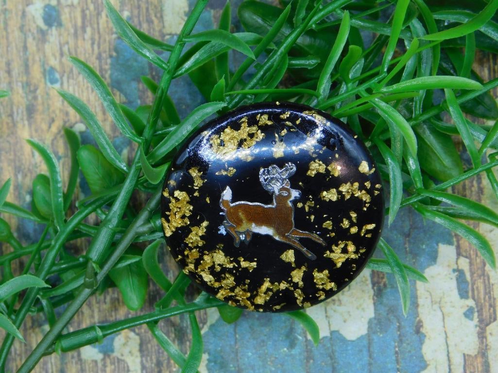 GOLD FLAKE DEER CABOCHON ROCK STONE LAPIDARY SPECIMEN: GOLD FLAKE DEER CABOCHON ROCK STONE LAPIDARY SPECIMEN