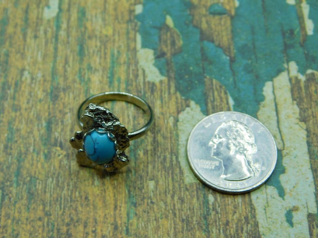 TURQUOISE RING ROCK STONE LAPIDARY SPECIMEN - 2
