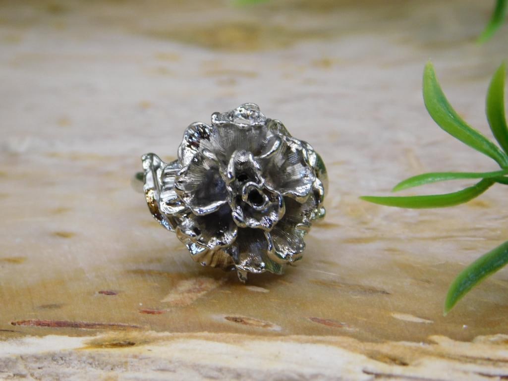 FLOWER RING ROCK STONE LAPIDARY SPECIMEN - 2