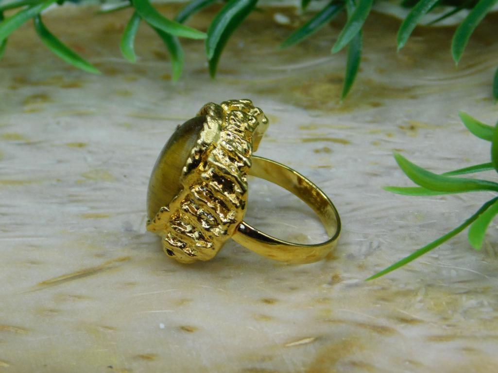 TIGERS EYE RING ROCK STONE LAPIDARY SPECIMEN - 2