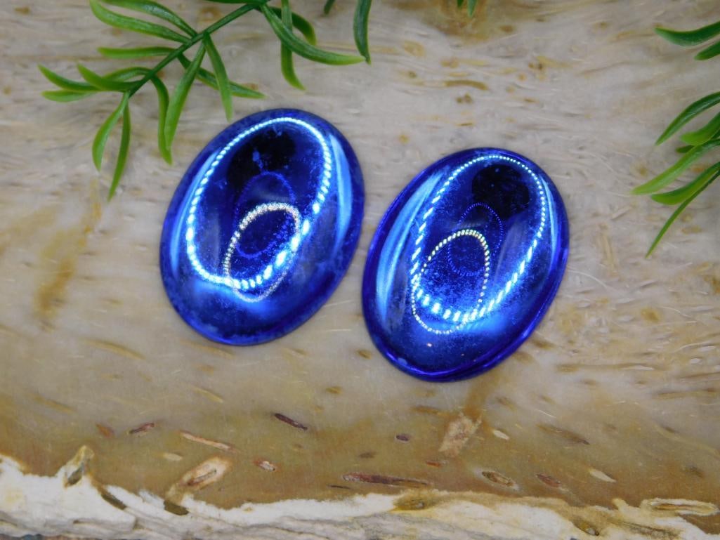 CABOCHONS ROCK STONE LAPIDARY SPECIMEN: CABOCHONS ROCK STONE LAPIDARY SPECIMEN