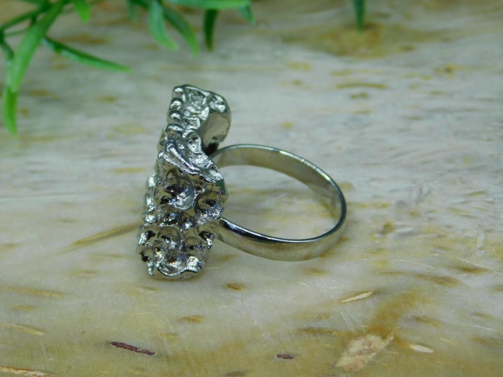 RING ROCK STONE LAPIDARY SPECIMEN - 2