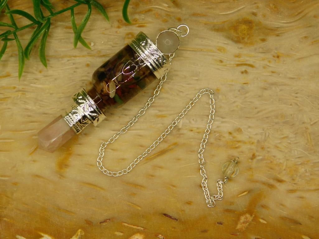 MIXED STONE PENDULUM ROCK STONE LAPIDARY SPECIMEN: MIXED STONE PENDULUM ROCK STONE LAPIDARY SPECIMEN