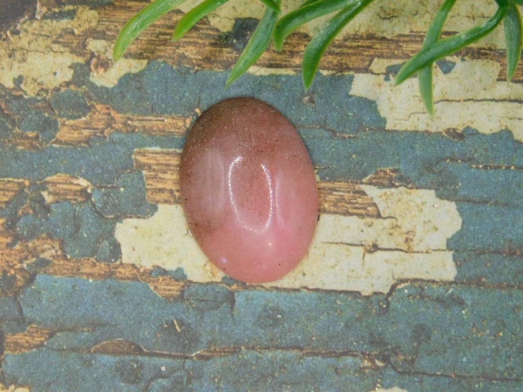 RHODOCHROSITE CABOCHON ROCK STONE LAPIDARY SPECIMEN: RHODOCHROSITE CABOCHON ROCK STONE LAPIDARY SPECIMEN