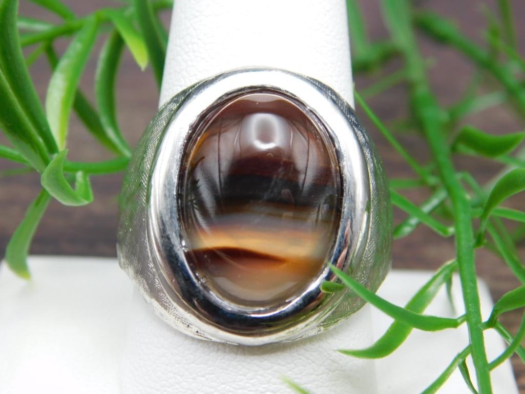 BANDED AGATE RING ROCK STONE LAPIDARY SPECIMEN: BANDED AGATE RING ROCK STONE LAPIDARY SPECIMEN