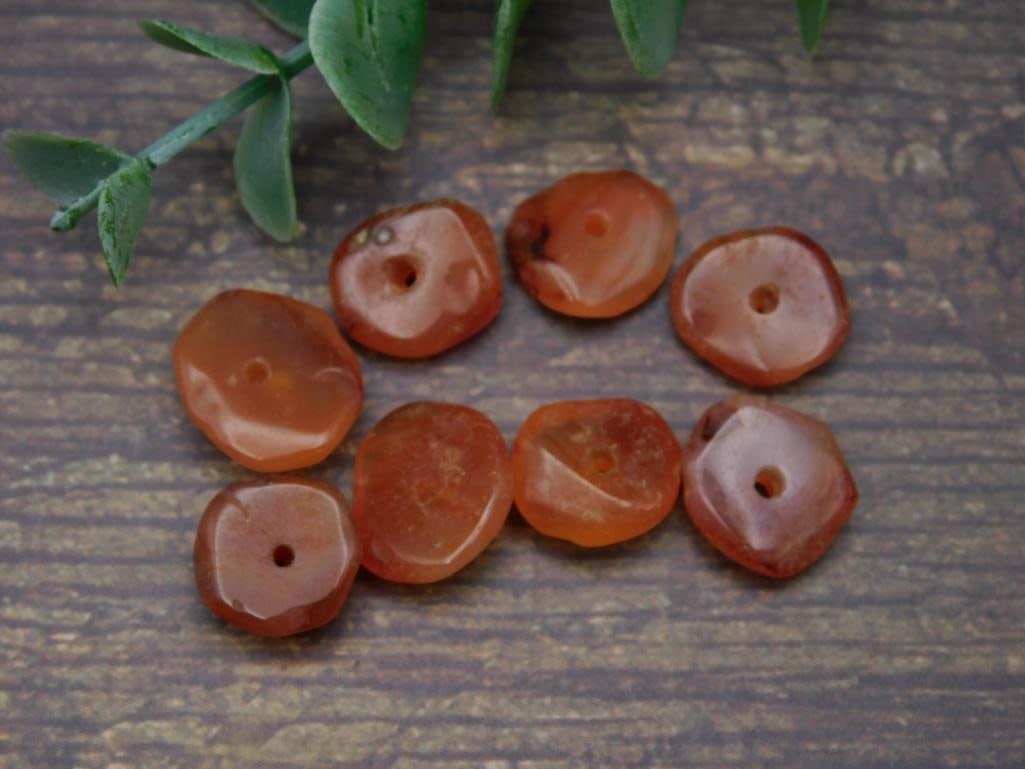 CARNELIAN BEADS ROCK STONE LAPIDARY SPECIMEN: CARNELIAN BEADS ROCK STONE LAPIDARY SPECIMEN
