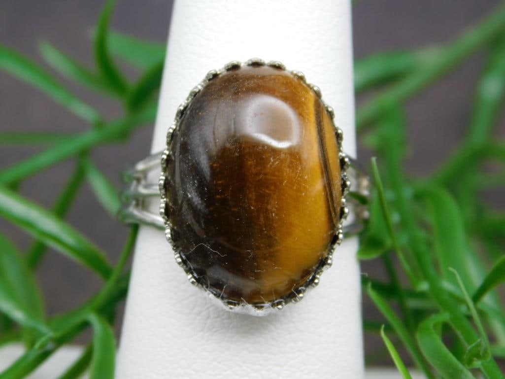 TIGERS EYE RING ROCK STONE LAPIDARY SPECIMEN: TIGERS EYE RING ROCK STONE LAPIDARY SPECIMEN