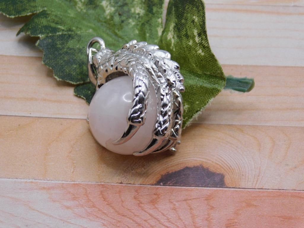 ROSE QUARTZ CLAW PENDANT ROCK STONE LAPIDARY SPECIMEN: ROSE QUARTZ CLAW PENDANT ROCK STONE LAPIDARY SPECIMEN