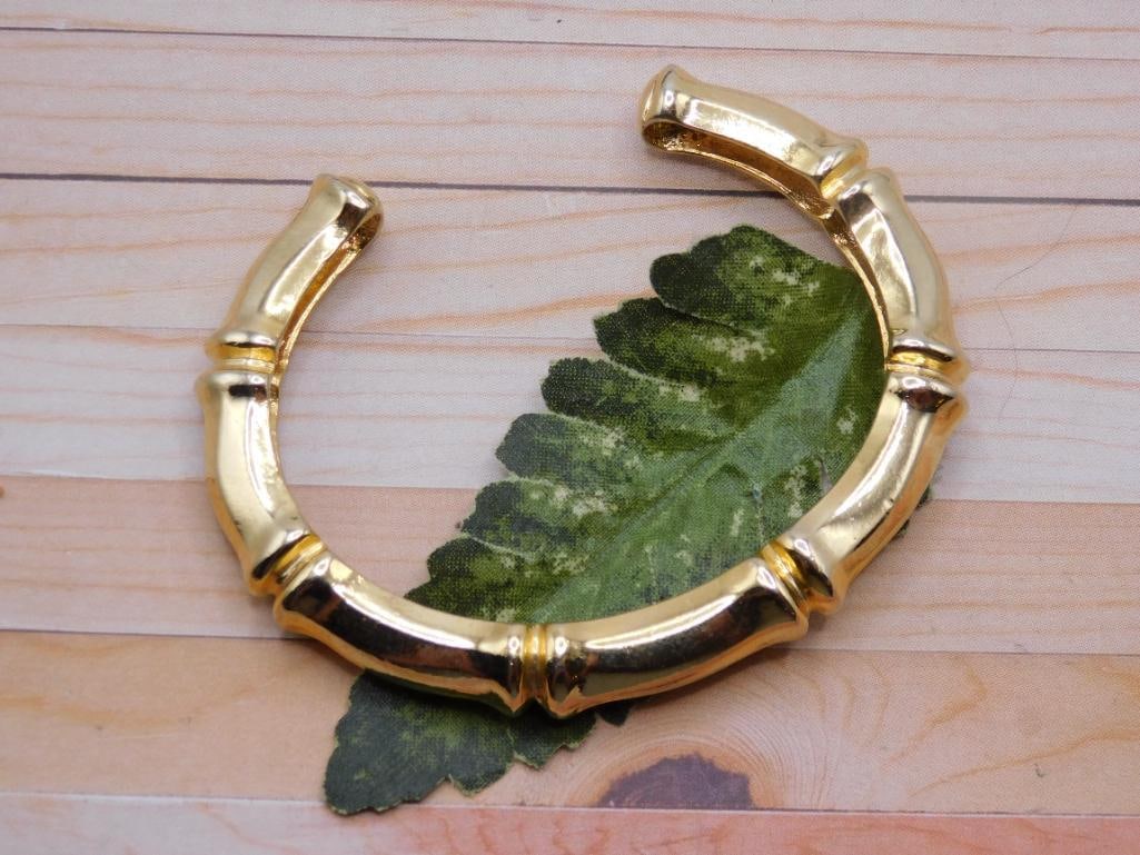 CUFF BRACELET: CUFF BRACELET