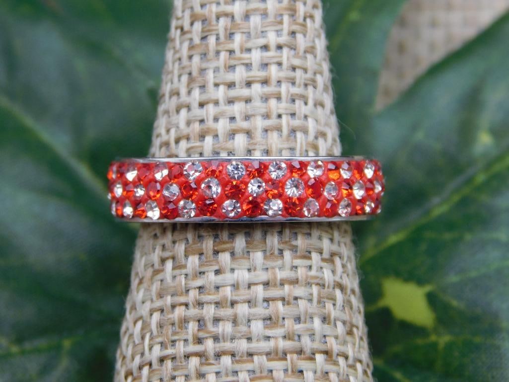 STONE RING ROCK STONE LAPIDARY SPECIMEN: STONE RING ROCK STONE LAPIDARY SPECIMEN