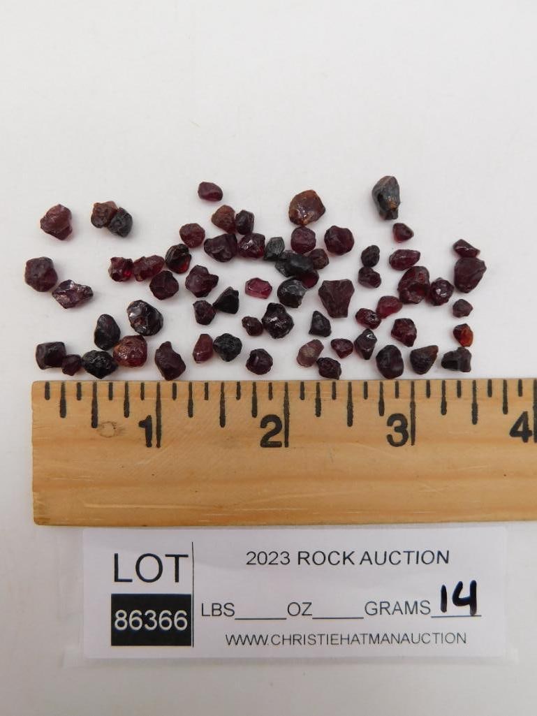 GARNET ROCK STONE LAPIDARY SPECIMEN - 2