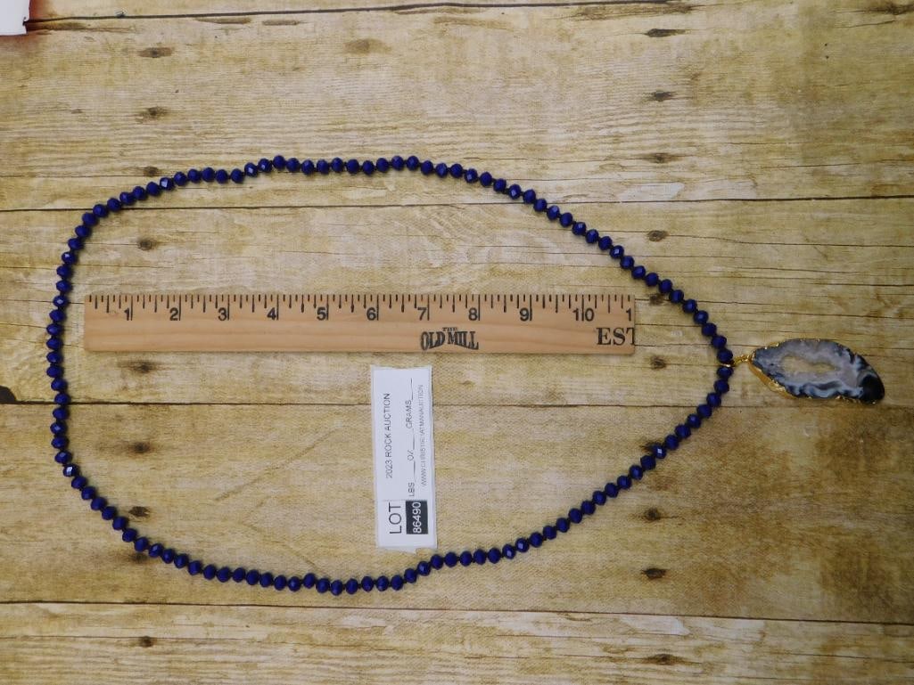 GEODE SLICE PENDANT ON SPARKLE BEAD NECKLACE - 2