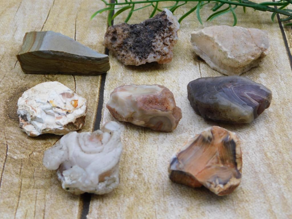 MIXED ROUGH LOT ROCK STONE LAPIDARY SPECIMEN - 2