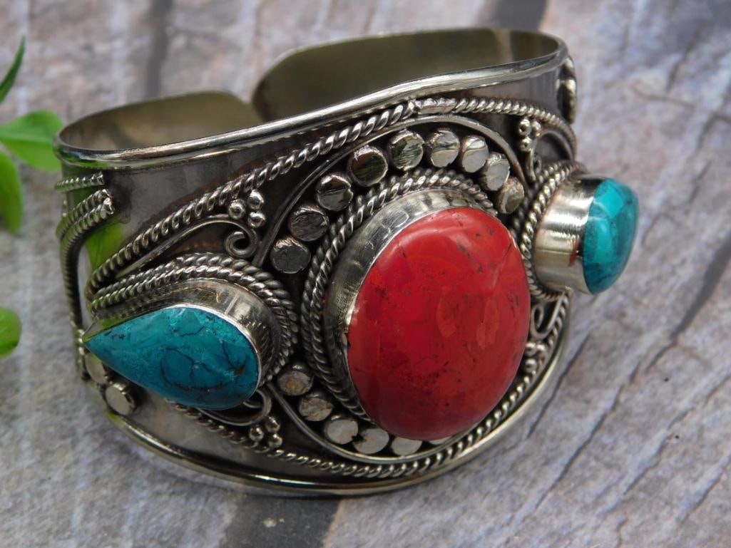 B RED JASPER, TURQUOISE, AND MALACHITE CUFF BRACELET ROCK STONE LAPIDARY SPECIMEN: B RED JASPER, TURQUOISE, AND MALACHITE CUFF BRACELET ROCK STONE LAPIDARY SPECIMEN