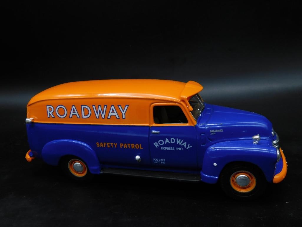 1949 CHEVROLET PANEL TRUCK IN ORIGINAL BOX: 1949 CHEVROLET PANEL TRUCK IN ORIGINAL BOX