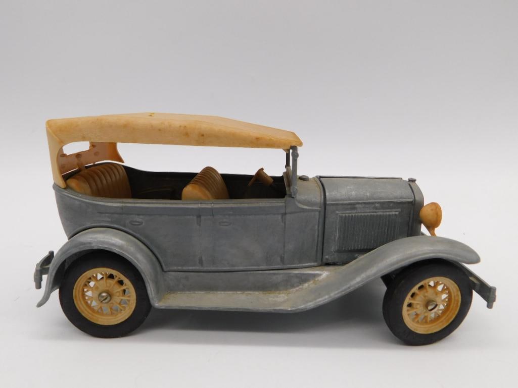 VINTAGE HUBLEY DIECAST METAL MODEL CAR VINTAGE ANTIQUE: VINTAGE HUBLEY DIECAST METAL MODEL CAR VINTAGE ANTIQUE