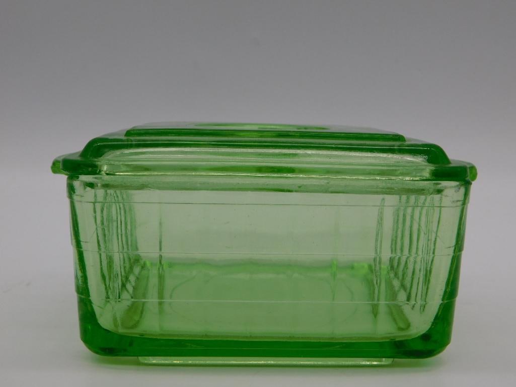 VINTAGE GREEN DEPRESSION GLASS REFRIGERATOR DISH: VINTAGE GREEN DEPRESSION GLASS REFRIGERATOR DISH