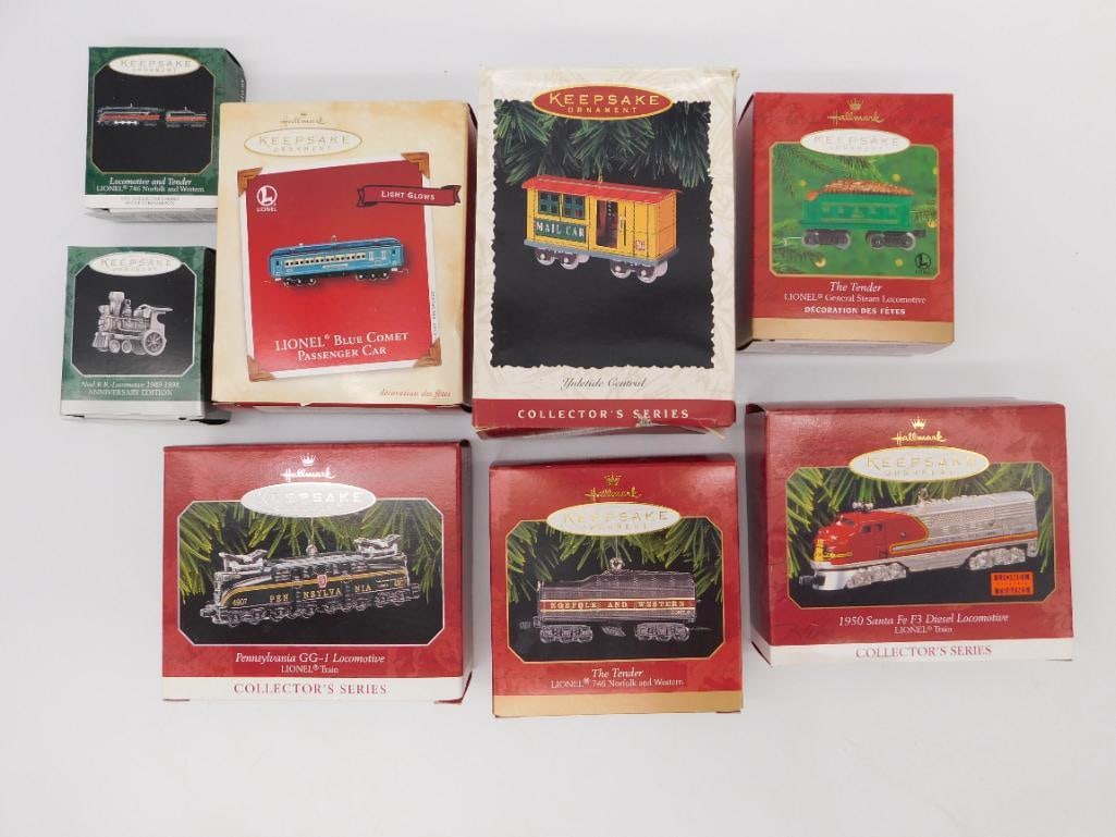 HALLMARK KEEPSAKE ORNAMENTS VINTAGE ANTIQUE (1 of 4)