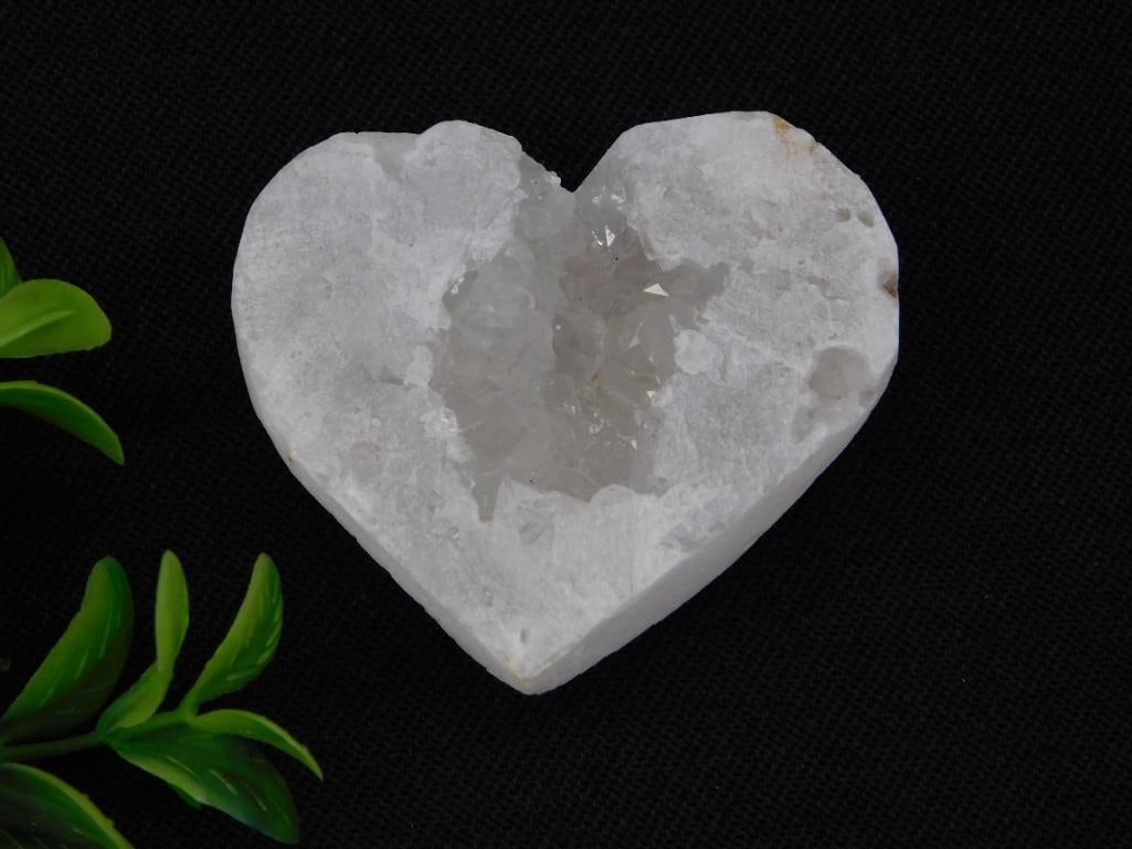C HEART GEODE ROCK STONE LAPIDARY SPECIMEN (1 of 2)