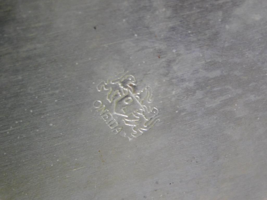 ONEIDA SILVERPLATE SERVING TRAY VINTAGE SERVING WARE - 2