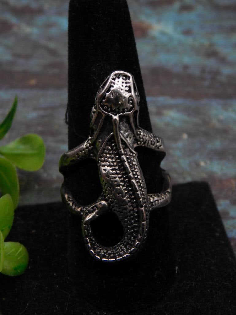 LIZARD RING SIZE 10 (1 of 2)