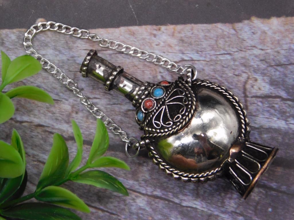 STONE STUDDED TIBETAL SNUFF BOTTLE: STONE STUDDED TIBETAL SNUFF BOTTLE