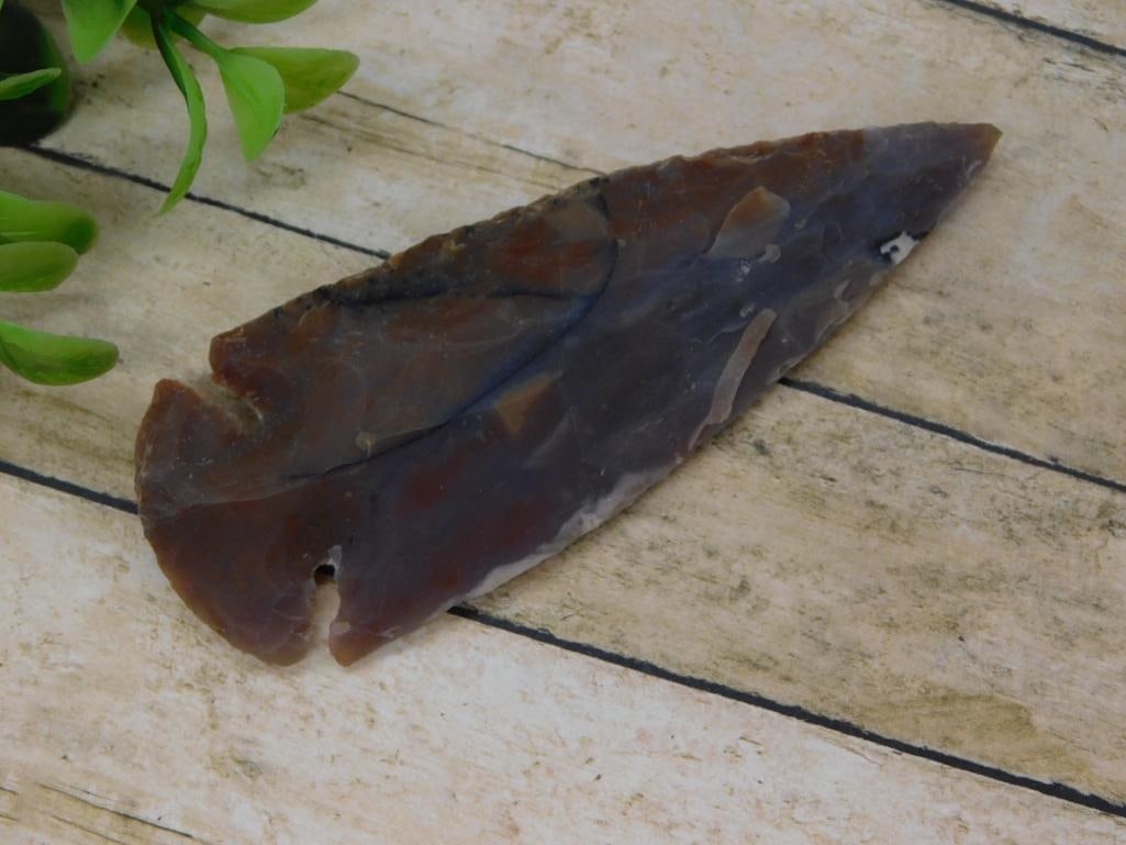 HAND KNAPPED ARROWHEAD ROCK STONE LAPIDARY SPECIMEN (1 of 2)