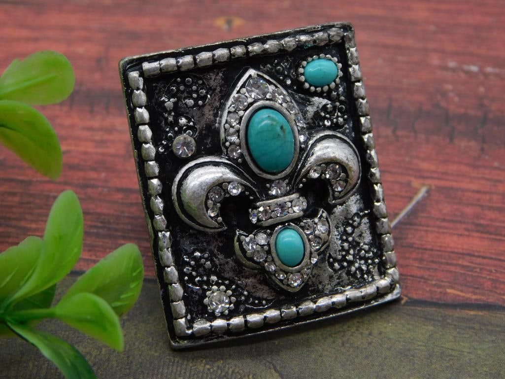 ADJUSTABLE FLEUR-DE-LIS RING: ADJUSTABLE FLEUR-DE-LIS RING