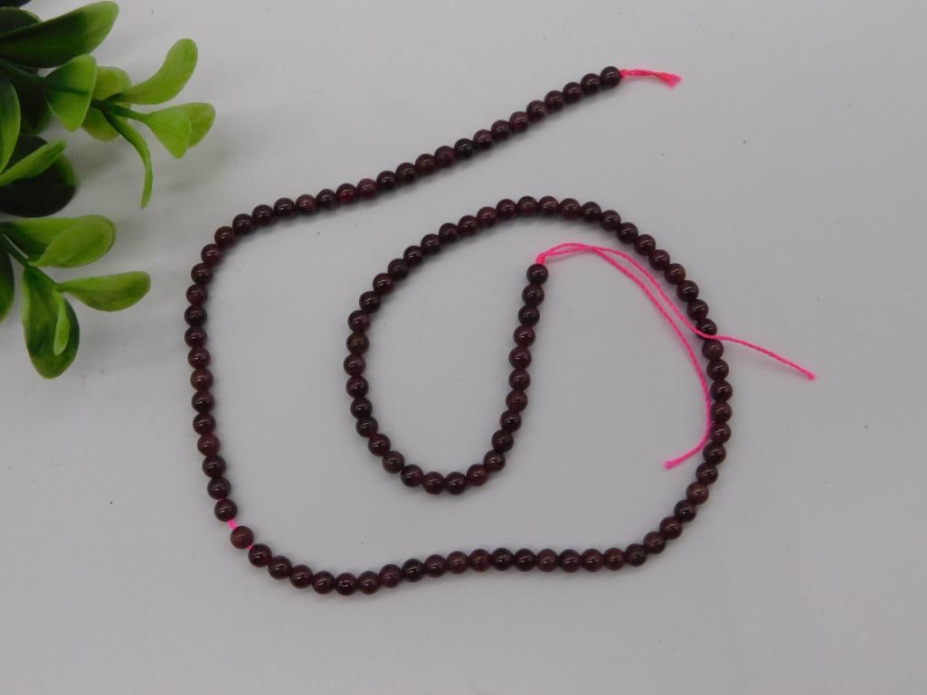 RED GARNET BEADS ROCK STONE LAPIDARY SPECIMEN (1 of 2)